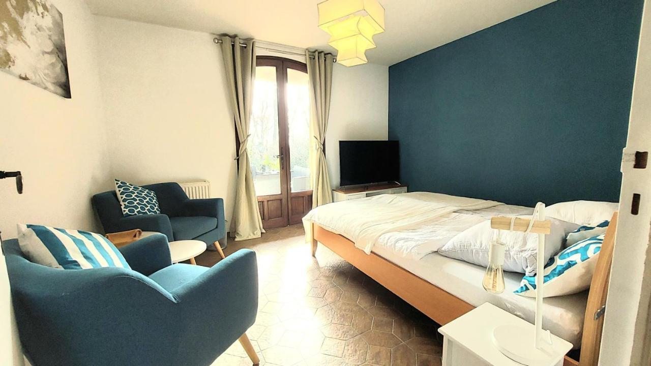 Hotel La Deviniere Donzère Habitación foto