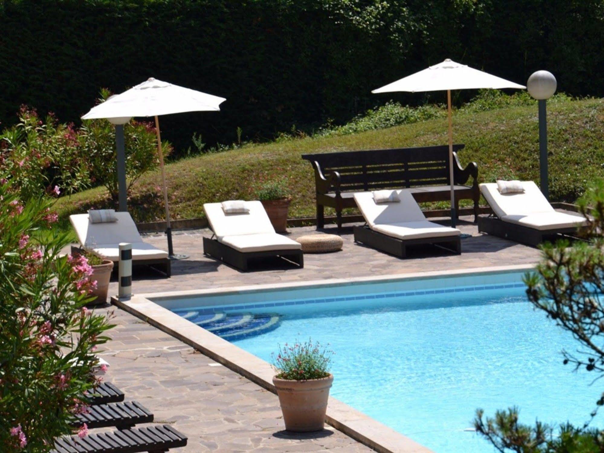 Hotel La Deviniere Donzère Exterior foto